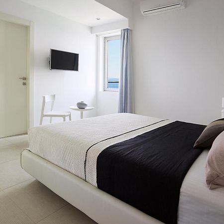 Beachfront Villa In Crete - Epavli Luxury Villa Agia Pelagia Dış mekan fotoğraf