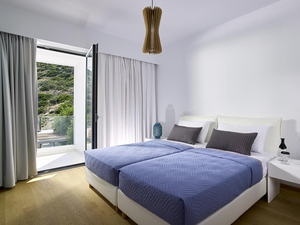 Beachfront Villa In Crete - Epavli Luxury Villa Agia Pelagia Dış mekan fotoğraf